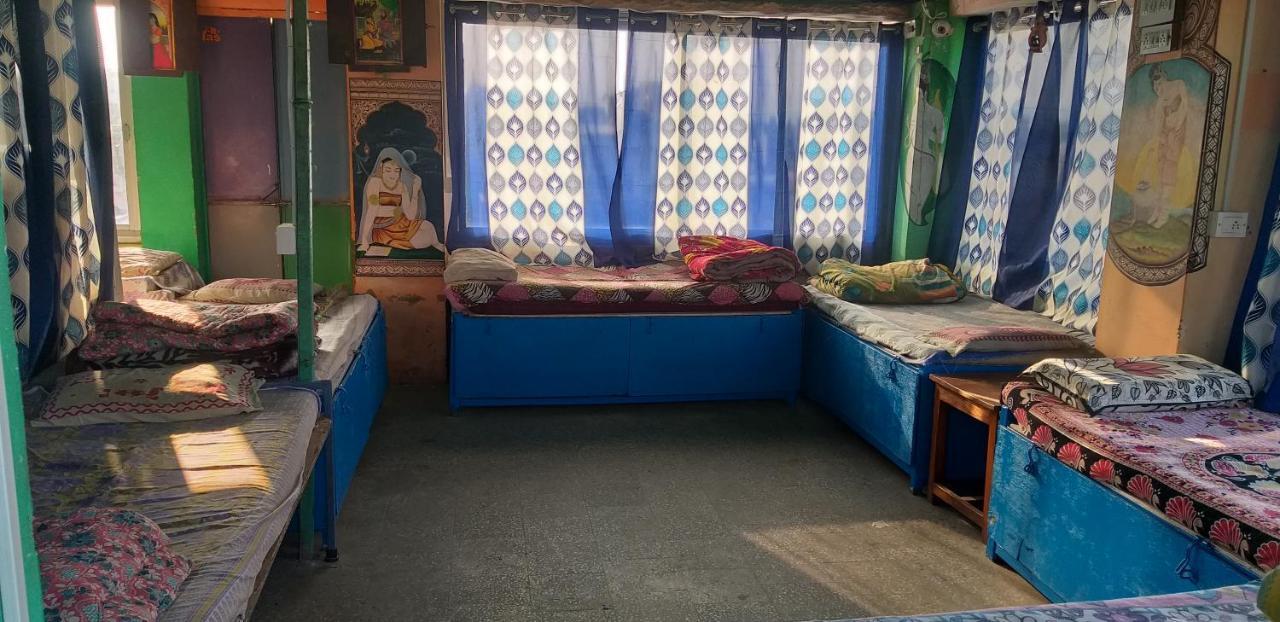 Milkman Guest House Pushkar Buitenkant foto